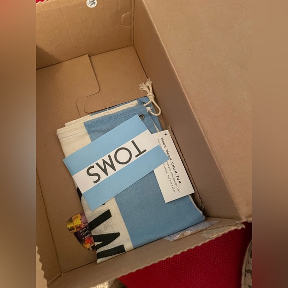 NIB TOM’s Desert Botas Snow Leopard Booties - Picture 6 of 7